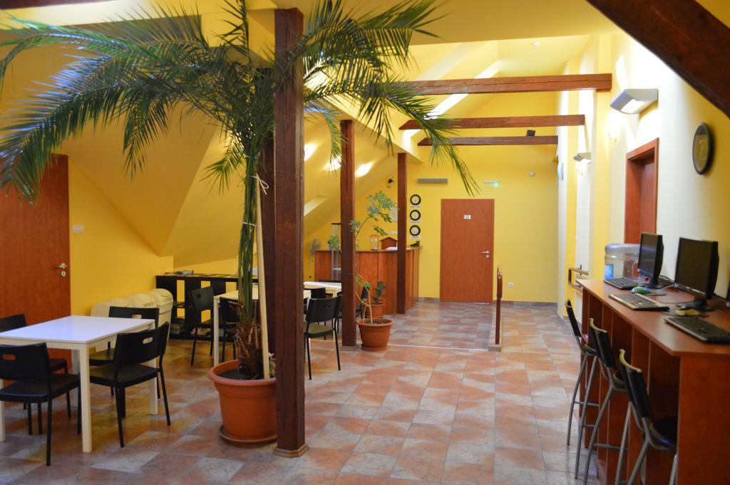 Bordany Hostel Kültér fotó