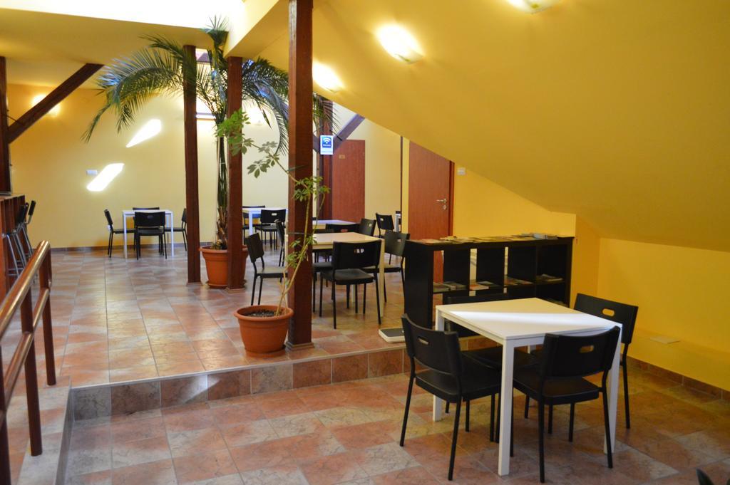 Bordany Hostel Kültér fotó
